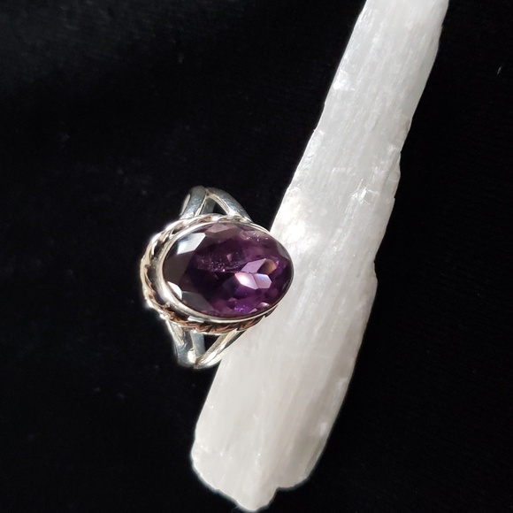 Faceted Amethyst Ring. Sterling Silver. Vintage. - Picture 3 of 7